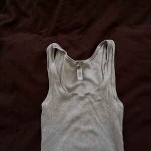 Skims Gray Ribbed Tank Top